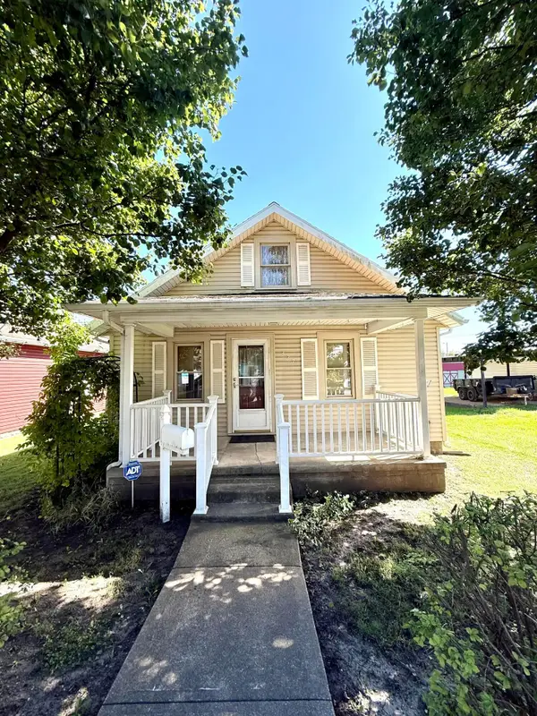 327 E Elm Street, Washington Court House, OH 43160