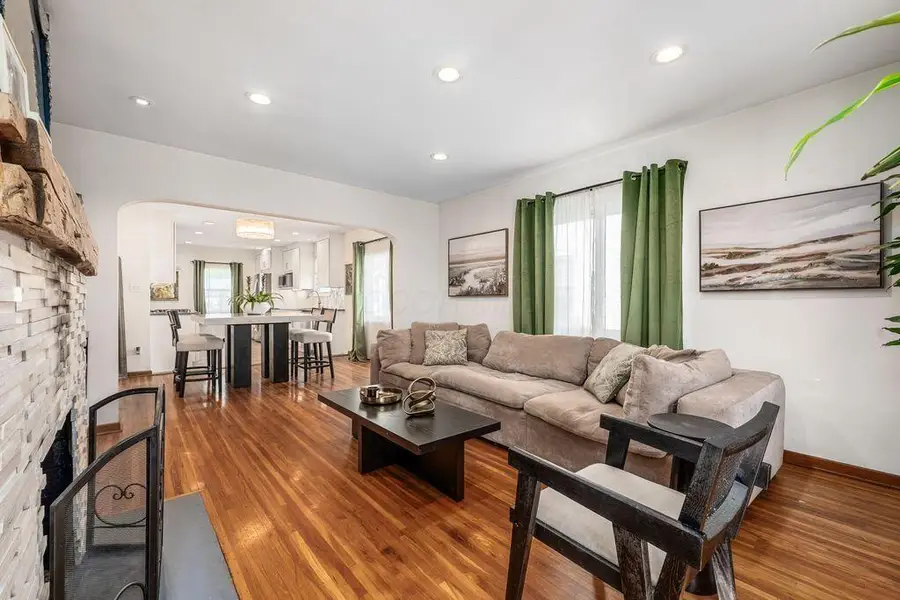 994 W 2nd Avenue, Columbus, OH 43212 - #3