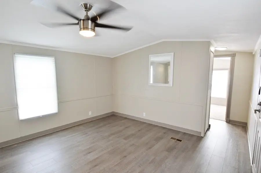 9120 W Broad Street, Galloway, OH 43119 - #3