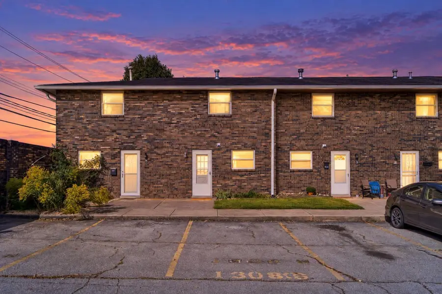 1308 Woodbrook Lane, Columbus, OH 43223 - #3