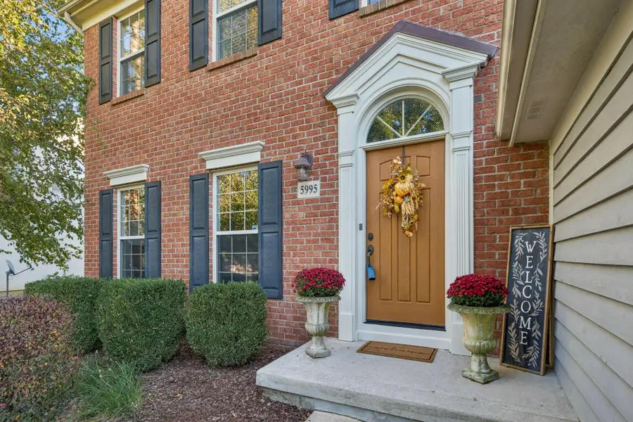 5995 Farmcreek Court, Hilliard, OH 43026 - #3