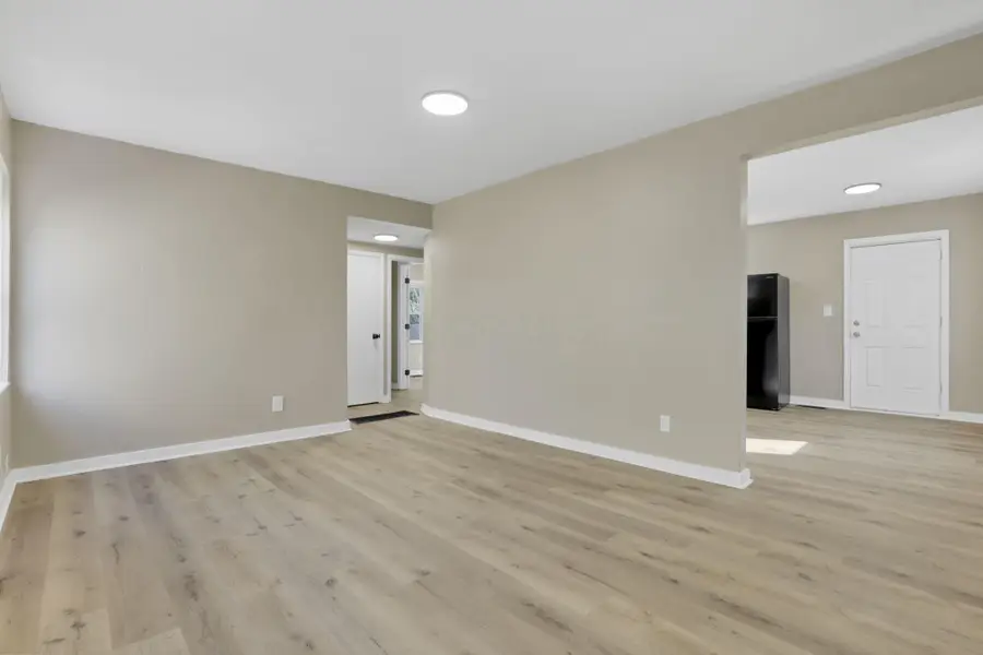 864 S Waverly Street, Columbus, OH 43227 - #3