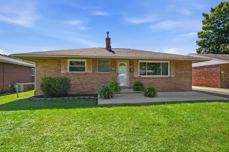 3011 Voeller Circle, Grove City, OH 43123 - #2