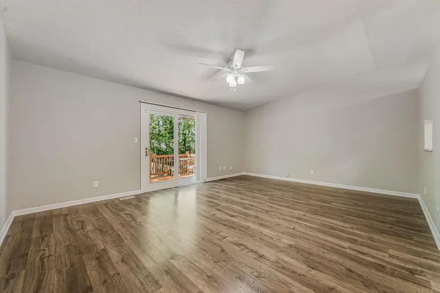 3752 Cypress Creek Drive, Columbus, OH 43228 - #2