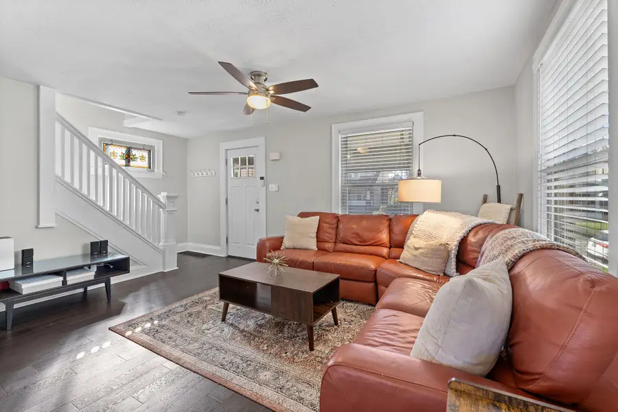 220 E Welch Avenue, Columbus, OH 43207 - #3