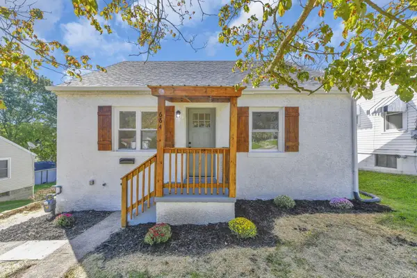 664 Smithfield Avenue, Lancaster, OH 43130