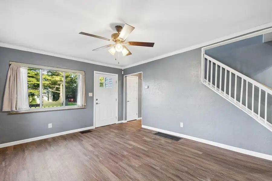 878 S Richardson Avenue, Columbus, OH 43204 - #3