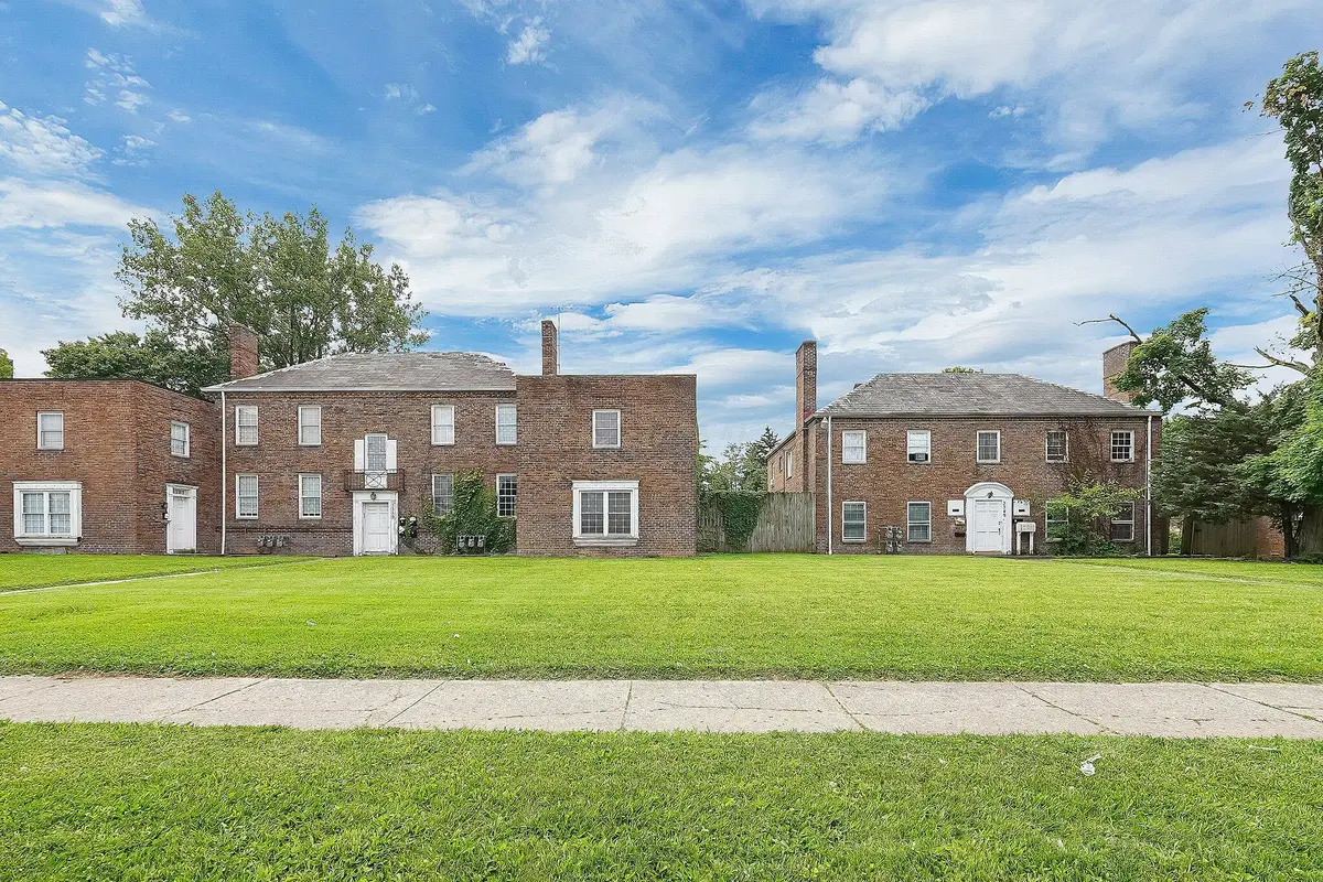3349 E Broad Street, Columbus, OH 43213 - #1
