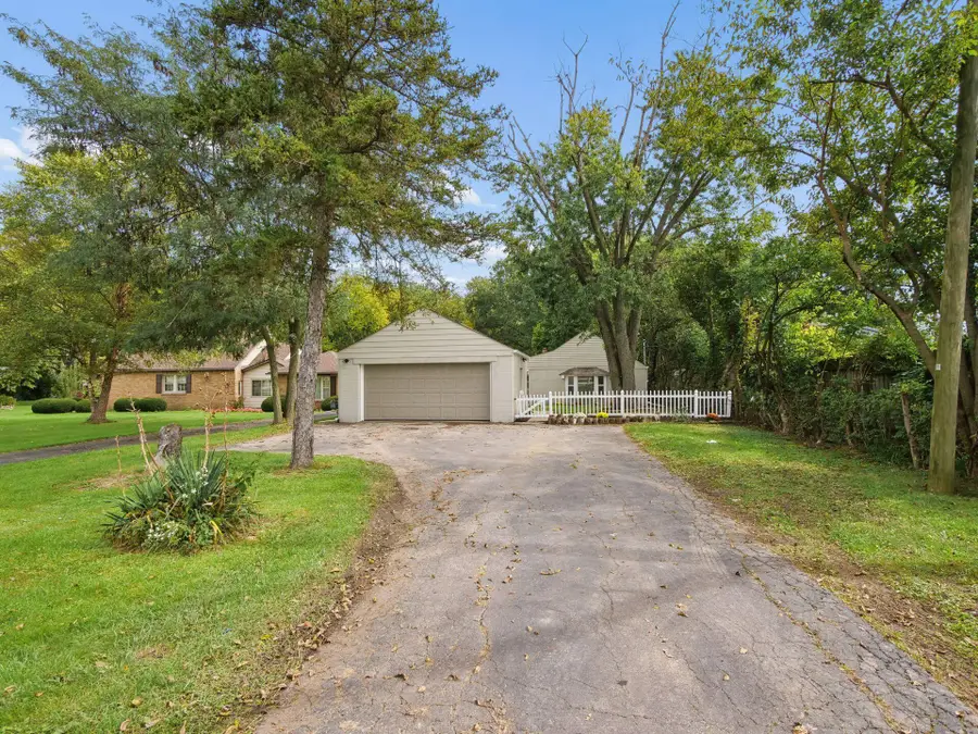 4912 Harrisburg Pike, Grove City, OH 43123 - #2