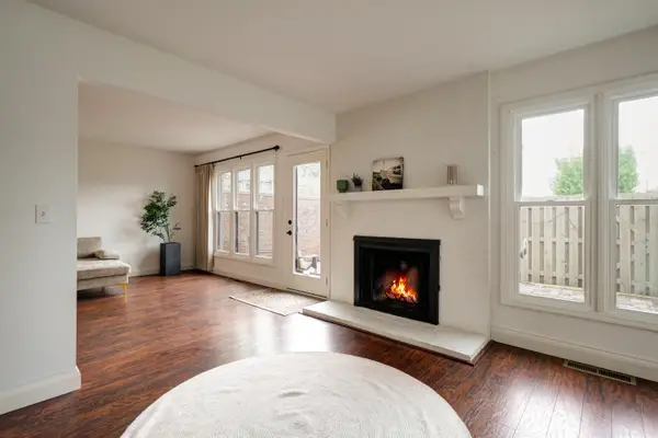 4580 Carriage Hill Lane, Columbus, OH 43220
