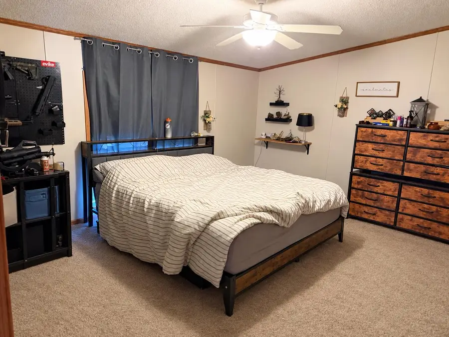 210 Cedar Street, Pataskala, OH 43062 - #3