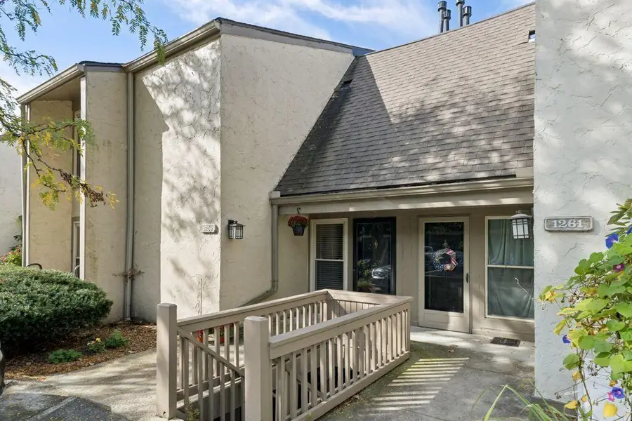 1259 Lake Shore Drive, Columbus, OH 43204 - #3
