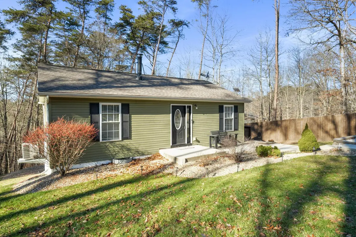 6283 Sponagle Road Se, Sugar Grove, OH 43155 - #1