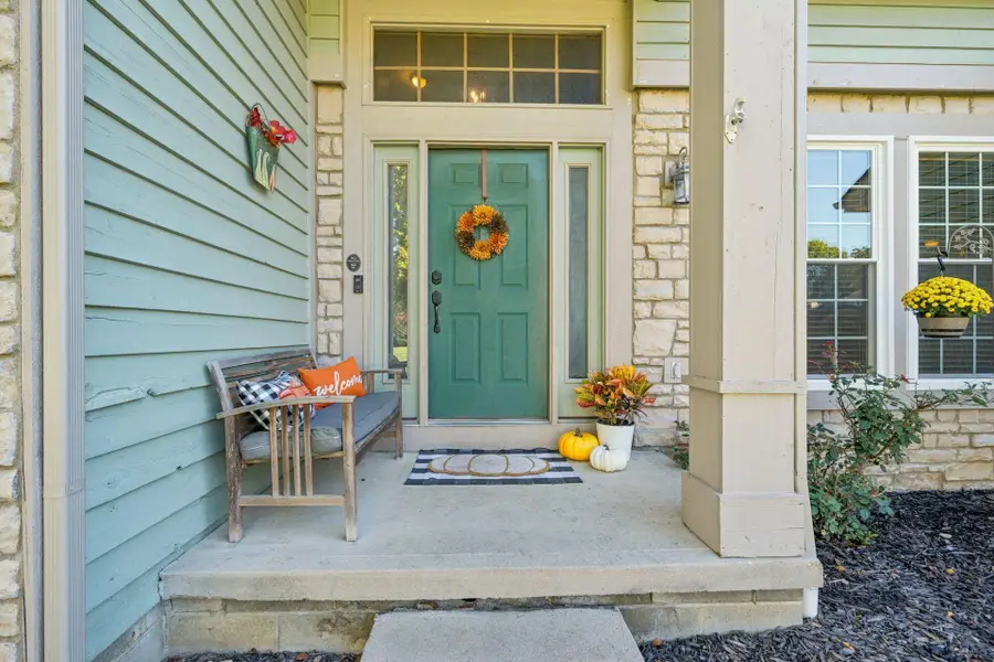 4948 Vicksburg Lane, Hilliard, OH 43026 - #3