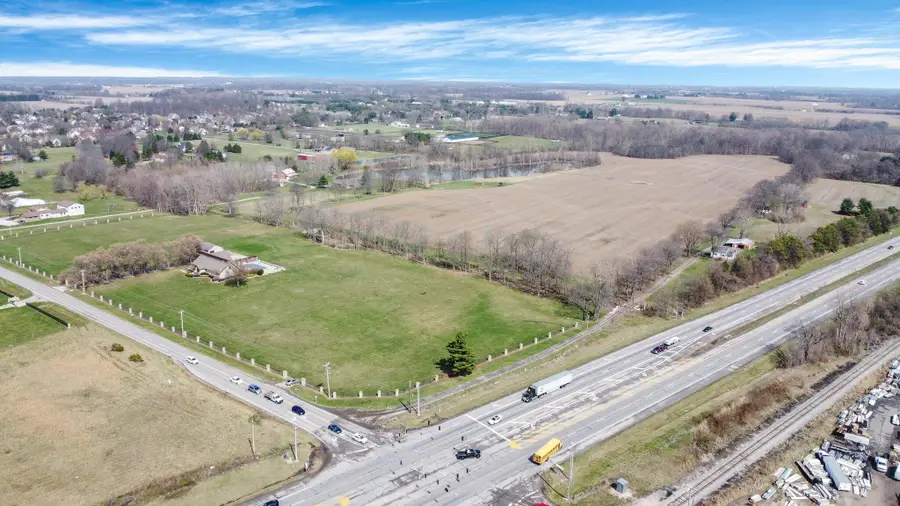7010 Pickerington Road Nw, Canal Winchester, OH 43110 - #2