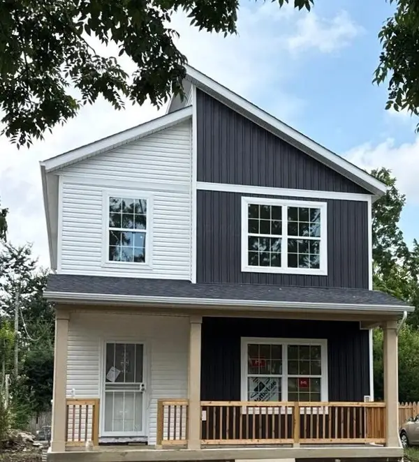 220 Clarendon Avenue, Columbus, OH 43223