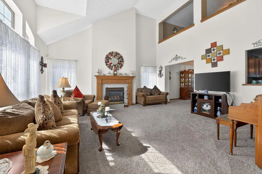6324 Rossmore Lane, Canal Winchester, OH 43110 - #2