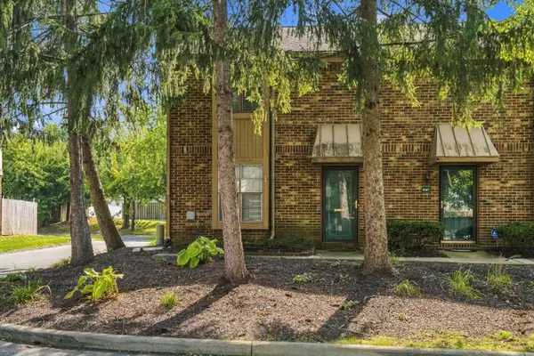 6159 Stornoway Drive S, Columbus, OH 43213