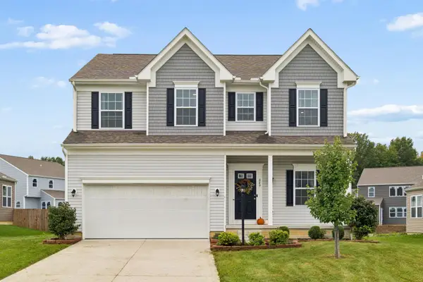 849 Saddle Avenue, Pataskala, OH 43062
