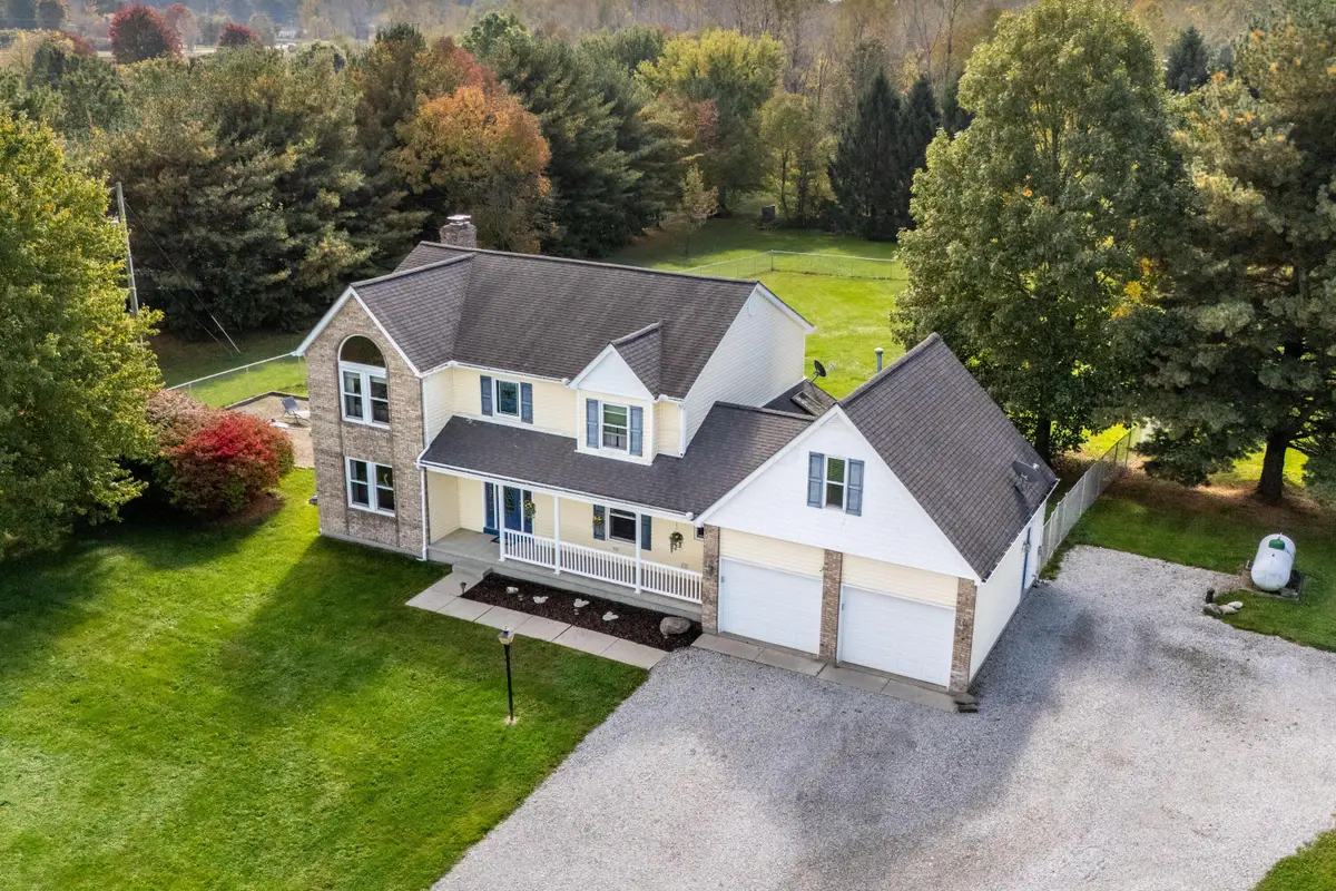 8297 Blacks Road Sw, Pataskala, OH 43062 - #1