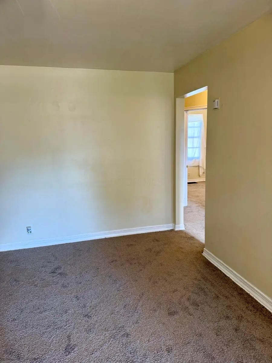 1464 E 21st Avenue, Columbus, OH 43211 - #3