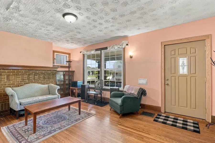 687 Lilley Avenue, Columbus, OH 43205 - #2