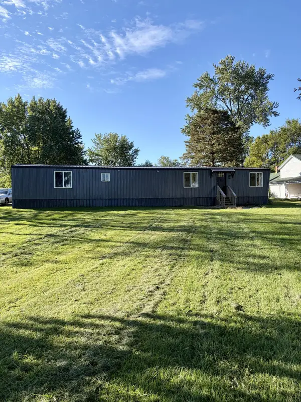 1099 E Kingscreek Road, Urbana, OH 43078
