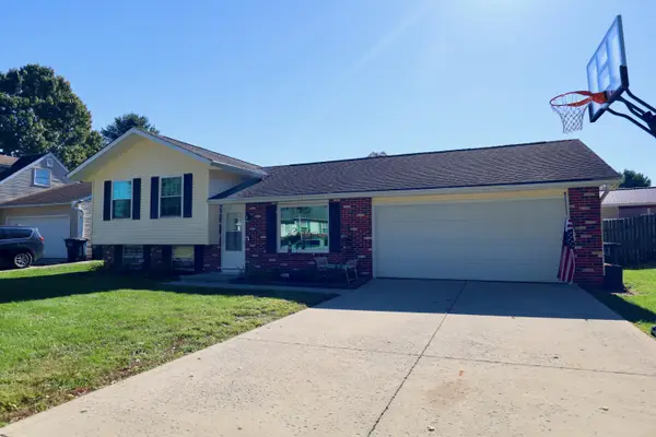 230 Williamsburg Lane, Lancaster, OH 43130