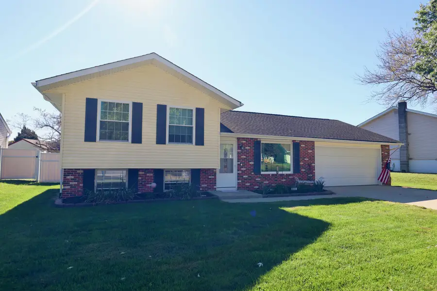 230 Williamsburg Lane, Lancaster, OH 43130 - #2