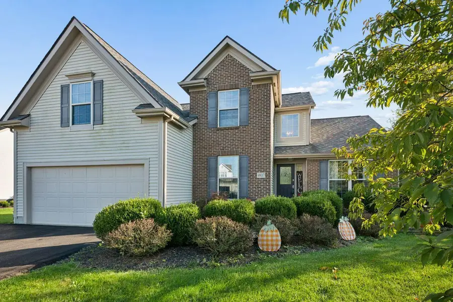 4937 Demorest Drive, Grove City, OH 43123 - #2