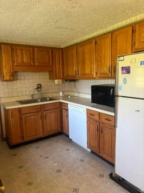 140 W Jersey Street, Johnstown, OH 43031 - #2