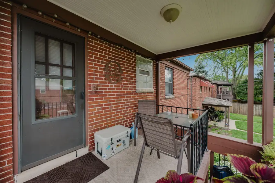 1572 Grandview Avenue, Columbus, OH 43212 - #2