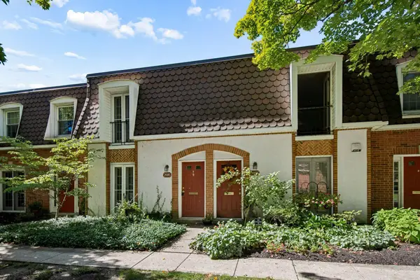 2885 Chateau Circle S, Upper Arlington, OH 43221