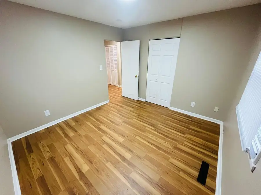 1239 Brentnell Avenue, Columbus, OH 43219 - #3