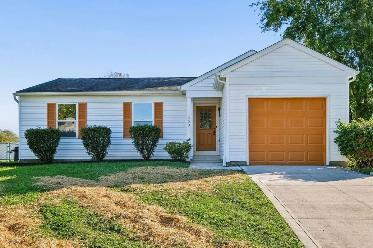 6607 Cedar Court W, Galloway, OH 43119 - #1