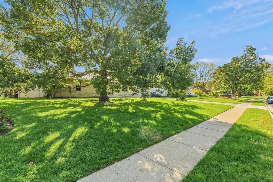 1849 Kempton Drive, Upper Arlington, OH 43220 - #2