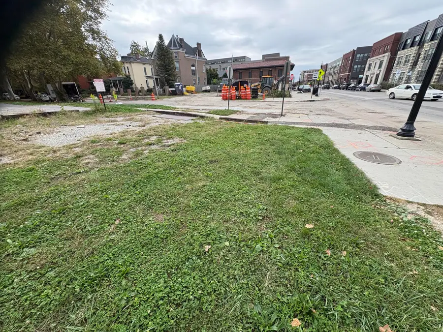855 E Long Street, Columbus, OH 43203 - #3