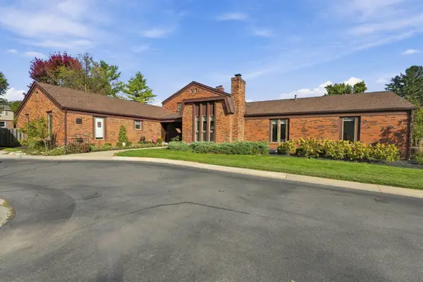 4261 Chaucer Lane, Columbus, OH 43220