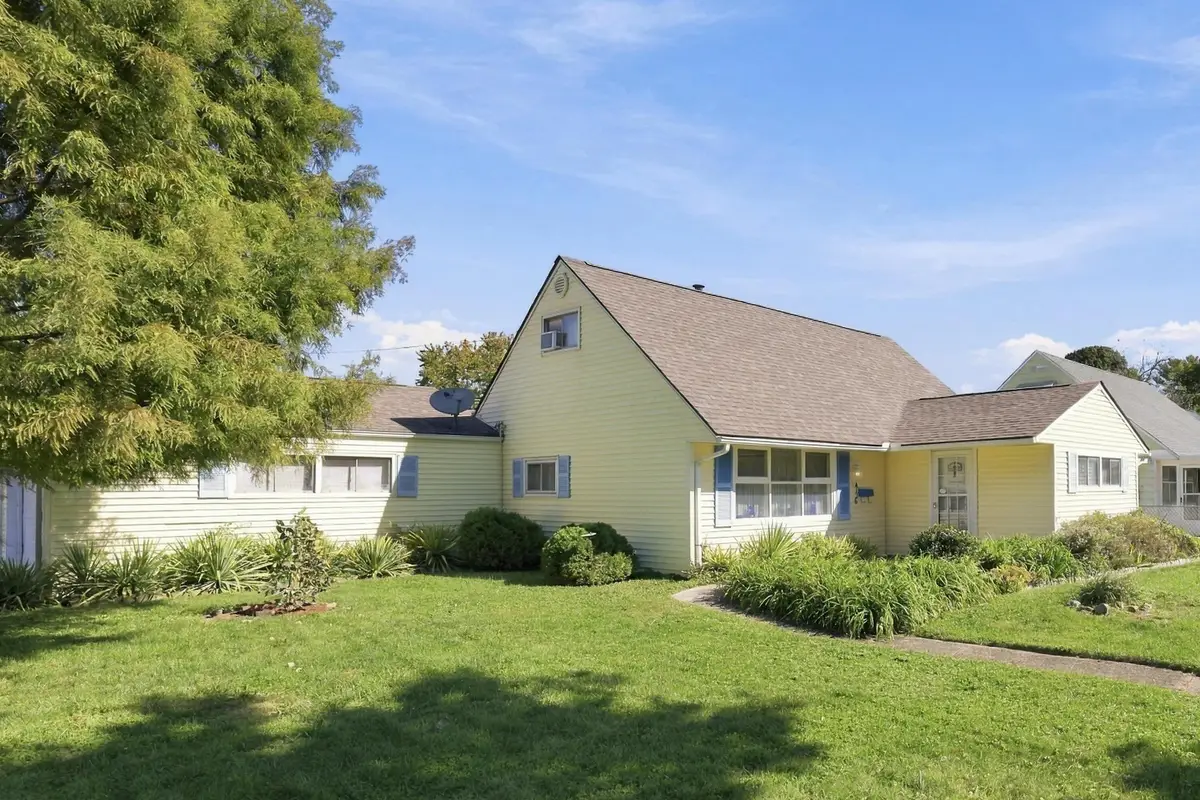 4126 Rickenbacker Avenue, Columbus, OH 43213 - #1
