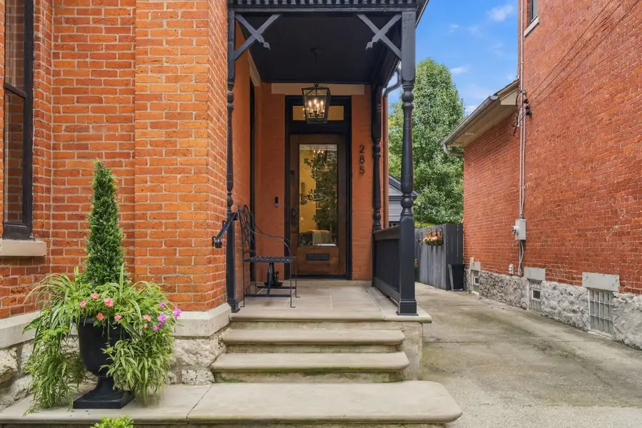 285 Reinhard Avenue, Columbus, OH 43206 - #3