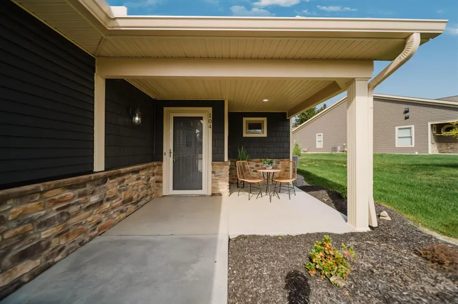 104 Willows End, Bellefontaine, OH 43311 - #3