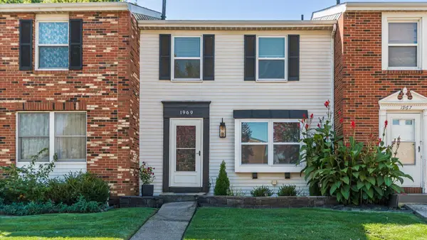 1969 Old Highbanks Court, Reynoldsburg, OH 43068