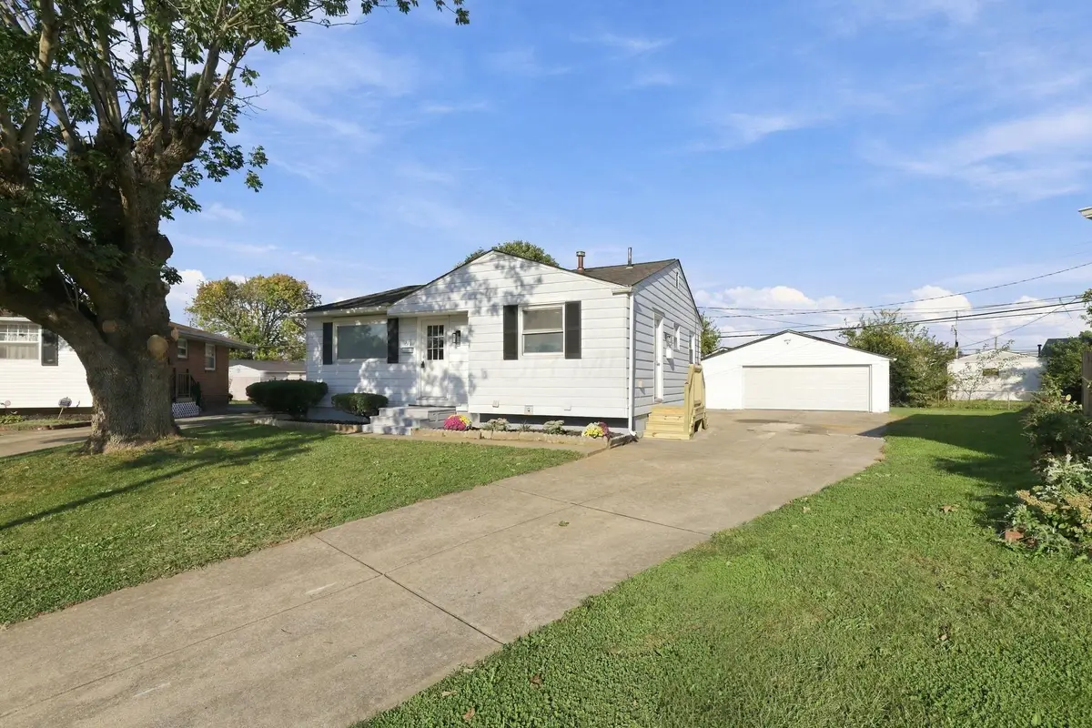 304 Amsterdam Avenue, Columbus, OH 43207 - #1