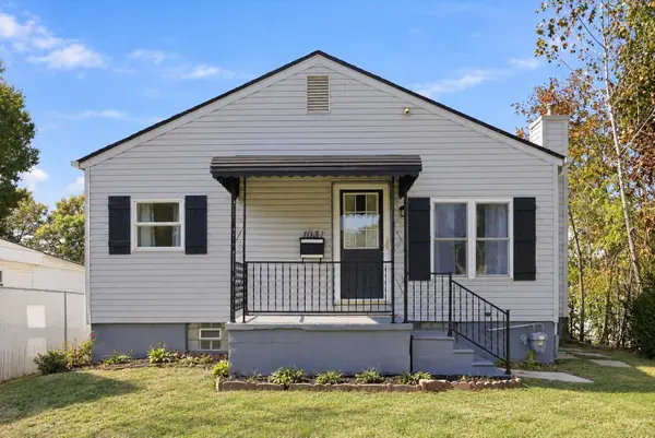 1031 N Pierce Avenue, Lancaster, OH 43130