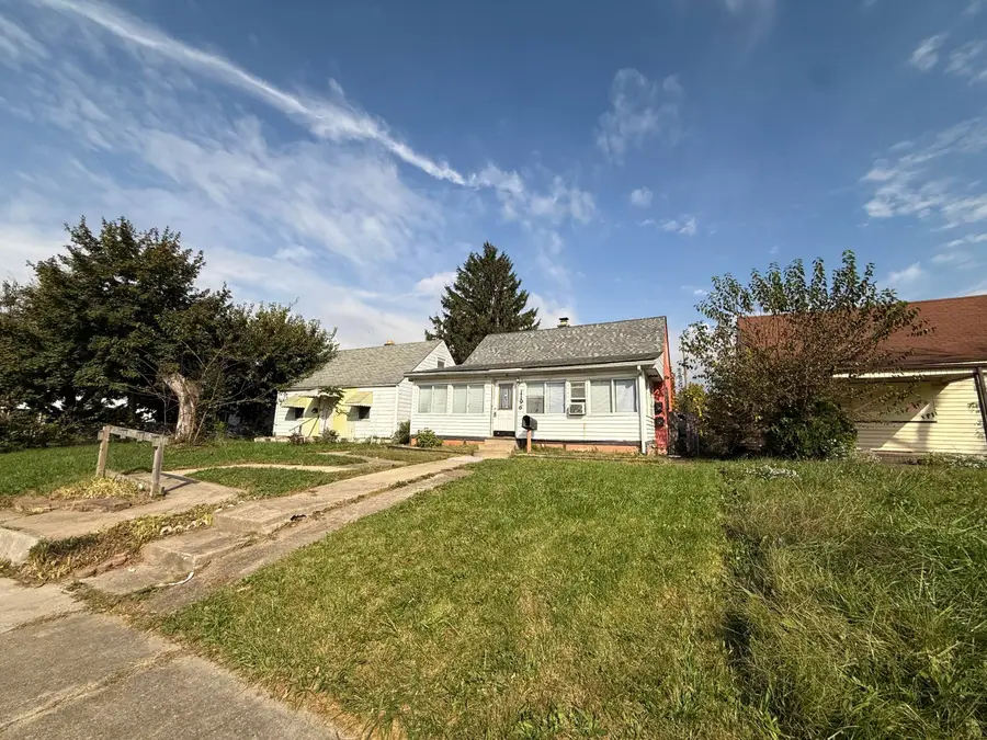 1196 E 24th Avenue, Columbus, OH 43211 - #3