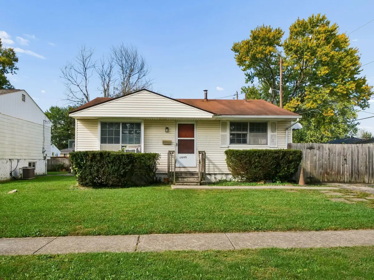 1045 N Cassady Avenue, Columbus, OH 43219 - #1