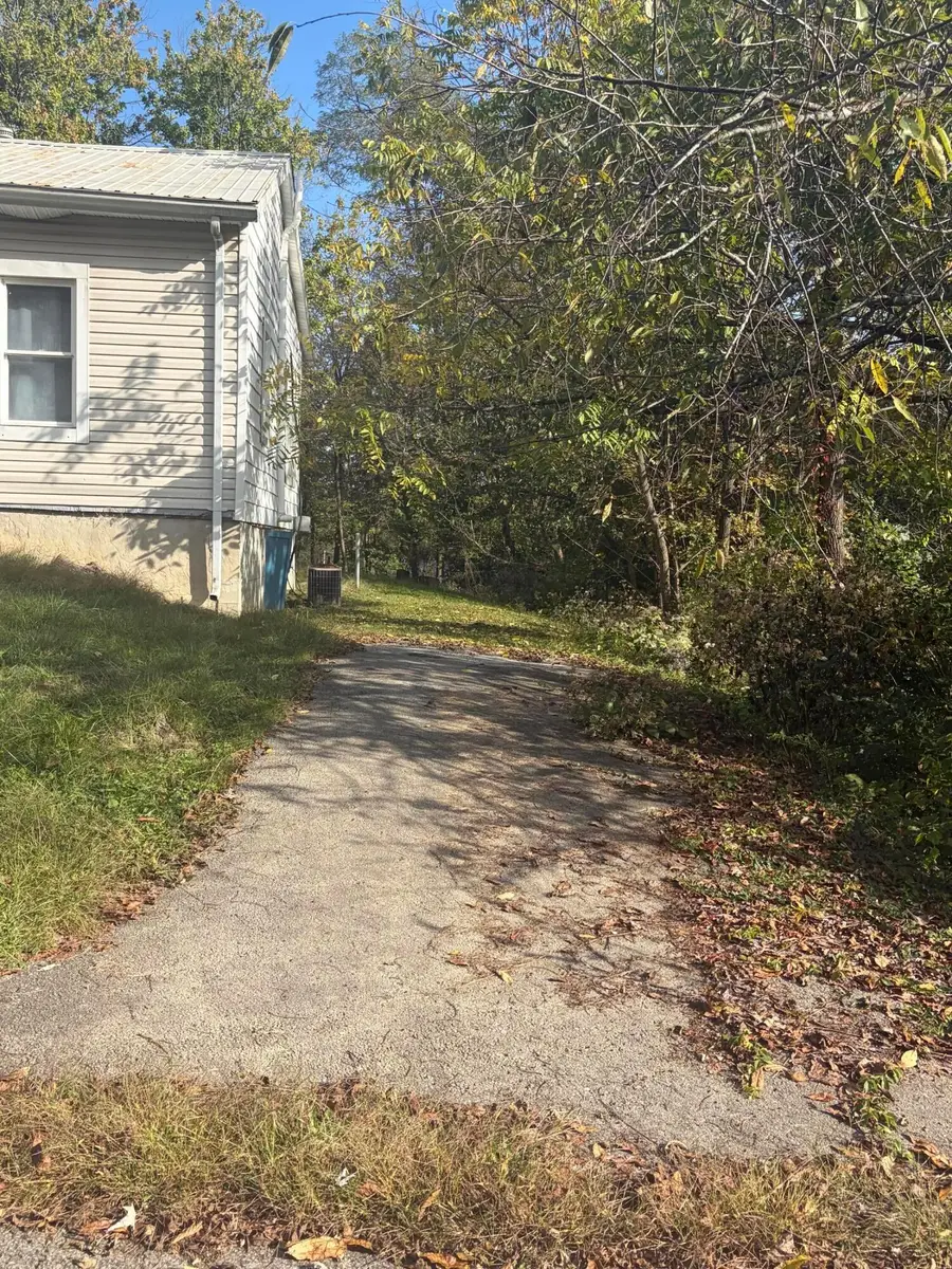 270 Bigelow Street, Hillsboro, OH 45133 - #3