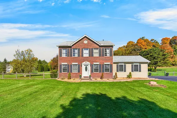 772 Coonpath Road Ne, Lancaster, OH 43130