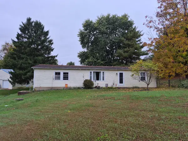 6875 Logan Thornville Road Ne, Rushville, OH 43150