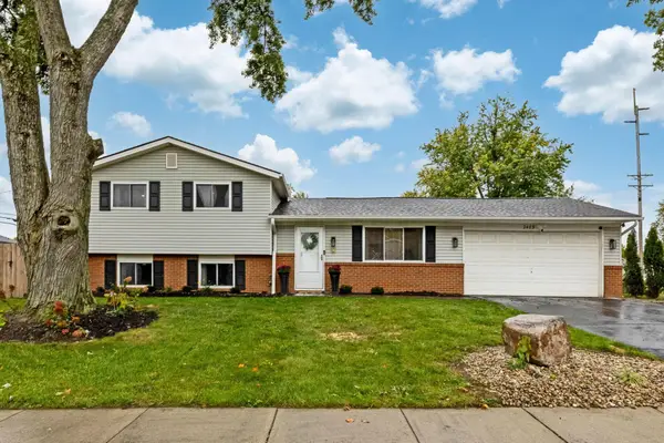 2489 Parlin Drive, Grove City, OH 43123